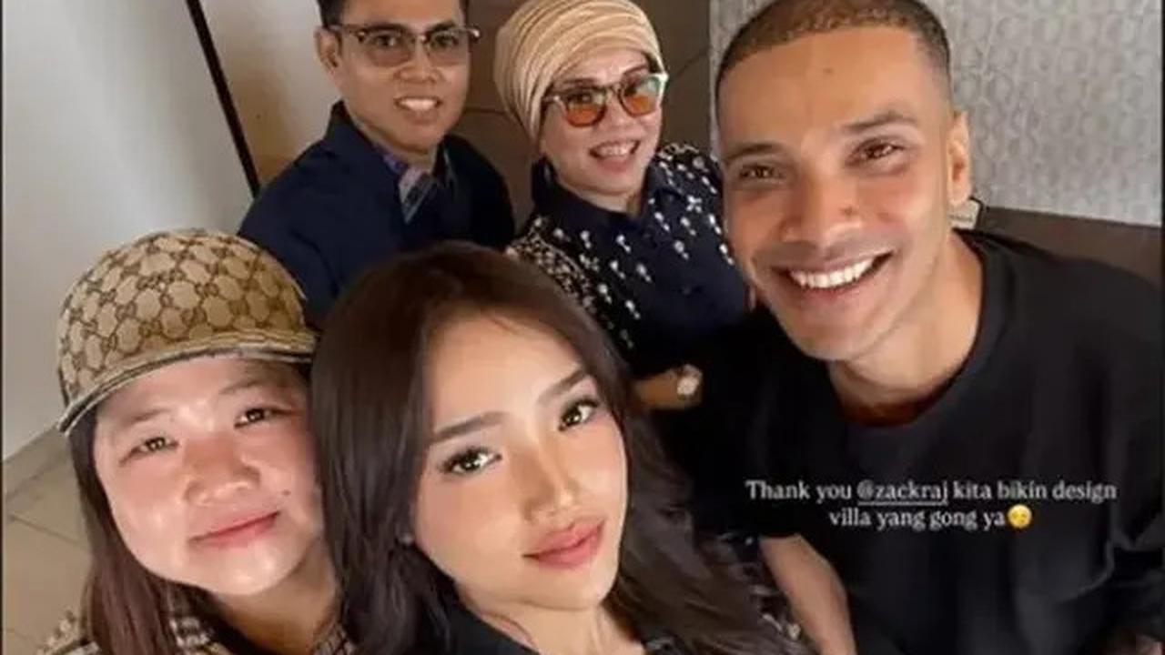 Foto-Foto Fuji Tenteng Sertifikat, Mau Bangun Vila di Bali