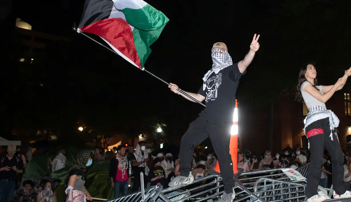 Protes pro-Palestina telah menyebar luas ke kampus-kampus di Amerika Serikat. (AP Photo/Cliff Owen)