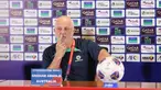 Pelatih kepala Timnas Australia, Graham Arnold menghadiri konferensi pers jelang laga kualifikasi Piala Dunia 2026 menghadapi Indonesia di Ruang Konferensi Pers Stadion Utama Gelora Bung Karno (SUGBK), Senayan, Jakarta, Senin (9/9/2024). (Bola.com/Abdul Aziz)