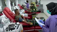 30 Perwira Secapa AD mengikuti kegiatan donor plasma di RSPAD Jakarta. (YouTube TNI AD)