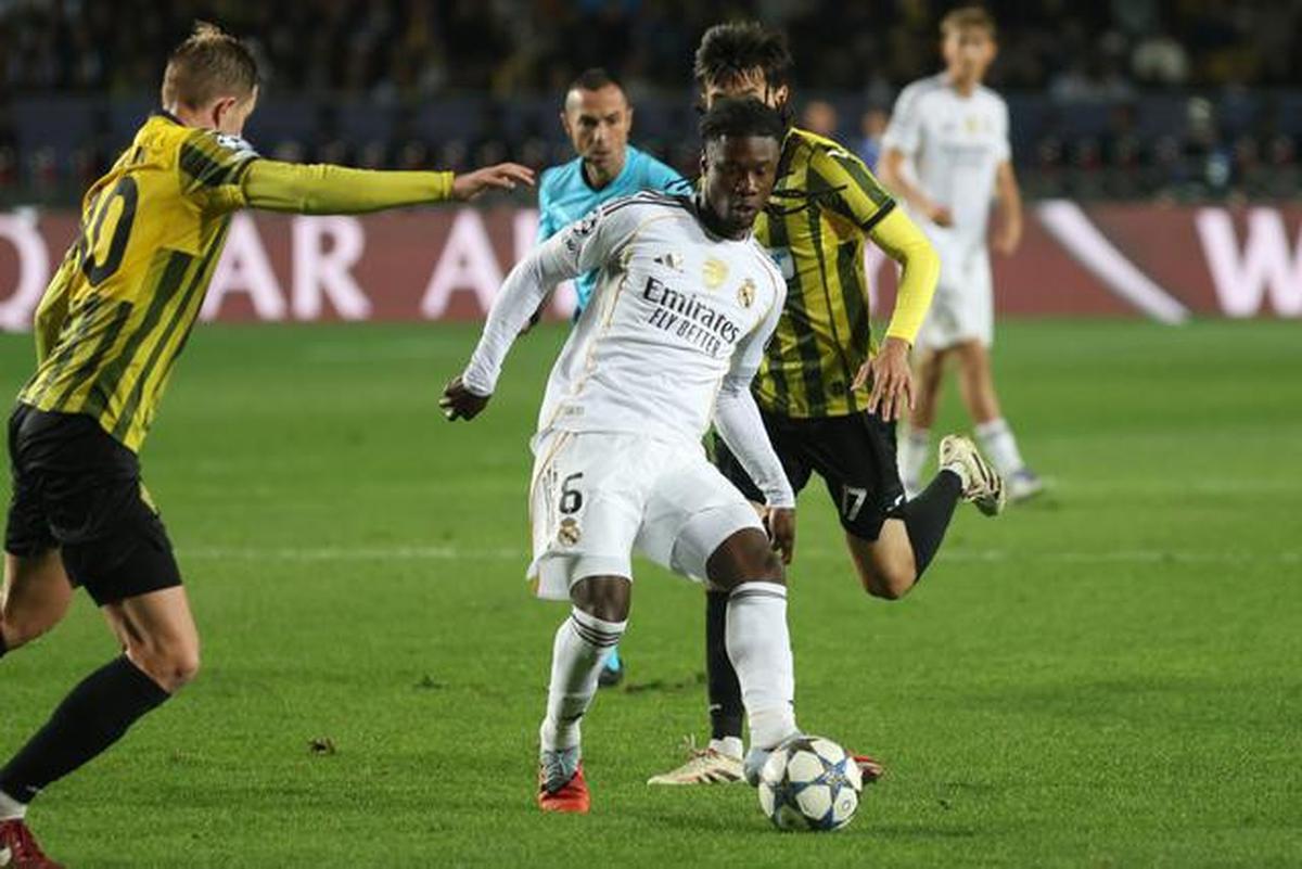Real Madrid Jual Murah Eduardo Camavinga, MU Tertarik Memboyongnya