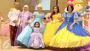 Pedangdut Ayu Ting Ting merayakan ulang tahun putrinya, Bilqis Khumairah Razak, yang ke-3 dengan sangat meriah di sebuah hotel di kawasan Margonda, Depok, Minggu (8/1). Pesta ulang tahun Bilqis mengusung tema princess. (Liputan6.com/Herman Zakharia)