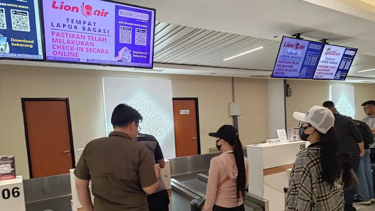 Dua WN Vietnam di Deportasi dari Batam lewat Jakarta. (Foto: Istimewa/Liputan6.com)