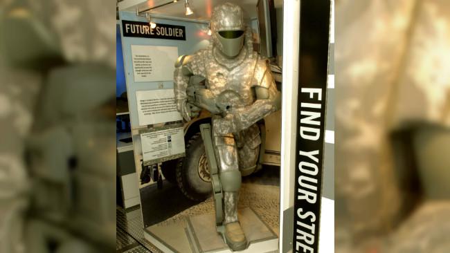  Tactical Assault Light Operator Suit. (Sumber Wikimedia Commons)