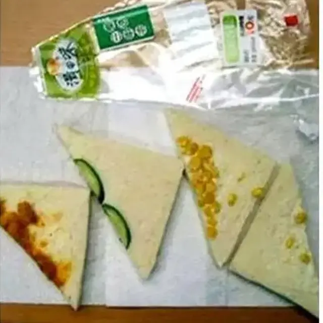 6 Momen Apes Beli Sandwich untuk Berbuka Puasa Ini Bikin Elus Dada
