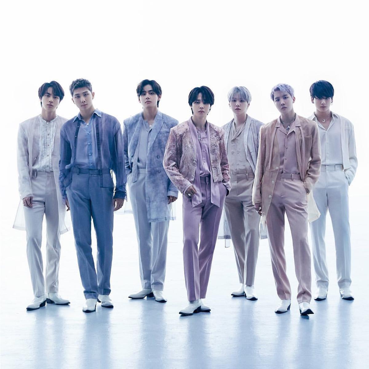 Keren, Group K-Pop Ini Saking Terkenalnya Sampai Punya Webtoon Sendiri