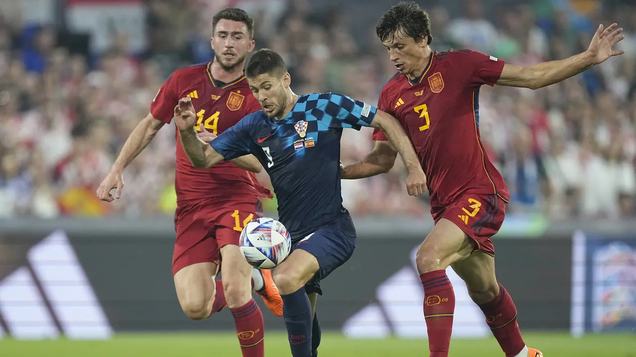 Foto: Tendangan Penalti Panenka Dani Carvajal ke Gawang Kroasia Bawa Spanyol Juarai UEFA Nations League 2022 / 2023