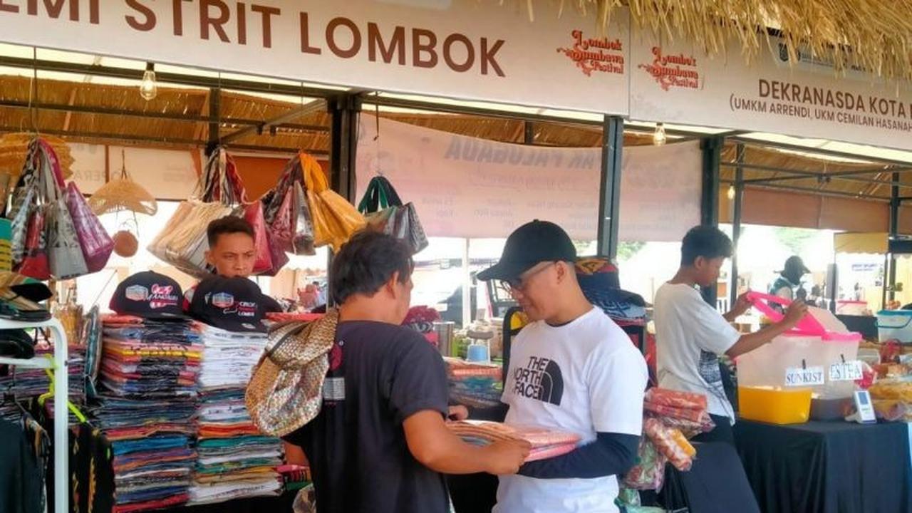 Raup Cuan Tiga Kali Lipat, UMKM Mandalika Panen Rezeki di MotoGP 2025!