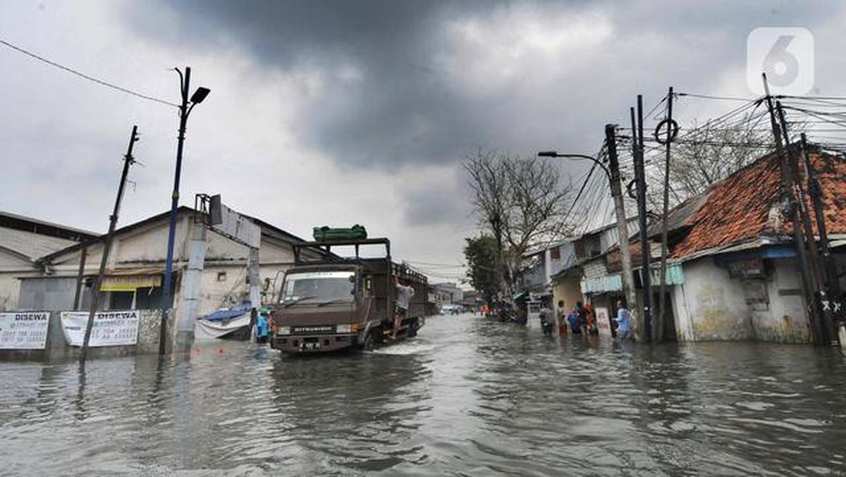 Prakiraan Cuaca Jabodetabek Hari Ini Jumat 13 Februari 2026: Berawan Tebal hingga Hujan Sedang