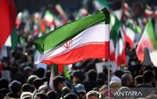 Konflik AS-Iran: Menguak Akar Ketegangan dari Revolusi 1979 hingga Gejolak Terkini