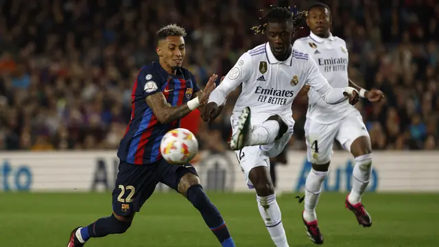 Foto: King Benzema Cetak Hattrick, Real Madrid Pesta Gol Lagi di Kandang Barcelona setelah 6 Dekade