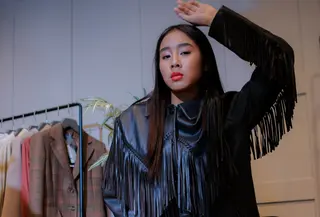 Ready to Wear dan bag: Max Mara Weekend. Makeup by Laura Mercier, Hair by Sisley, Model: Hashi for Studio47. (Foto: Fimela/ Daniel Kampua)