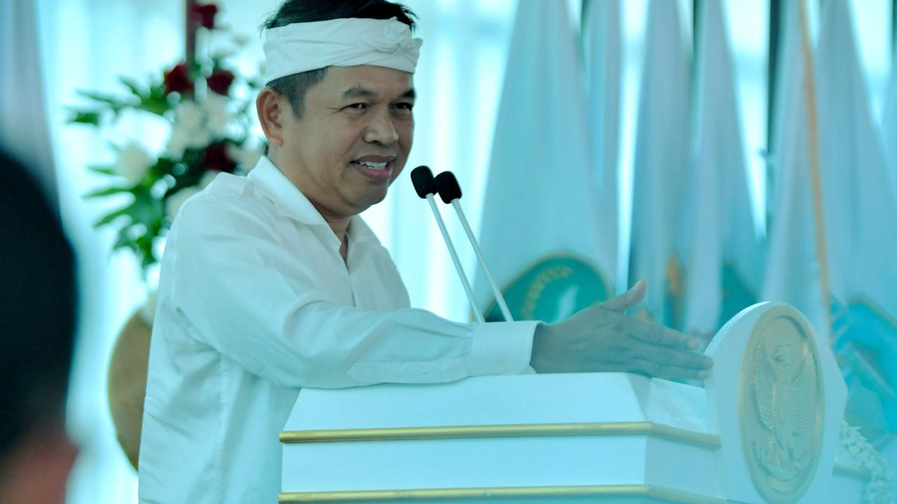 VIDEO: Pecah Pidato Dedi Mulyadi Mengguncang Balas DPRD Jabar "Mari Walk Out Bersama!"