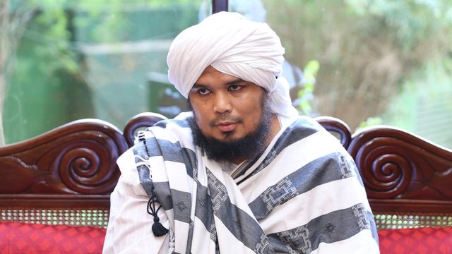 [Bintang] Ustaz Derry Sulaiman