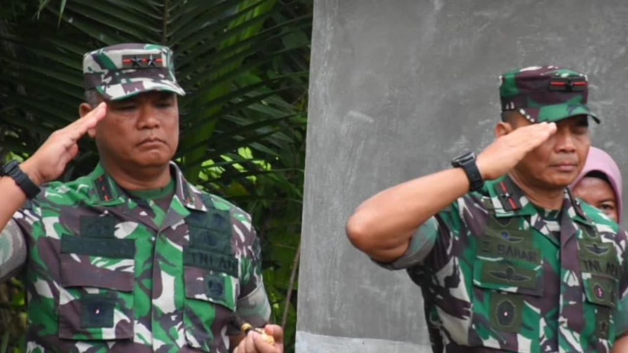 Brigjen TNI Zainul Bahar berduka usai prajuritnya gugur saat bertugas pengamanan TPS beberapa waktu lalu.