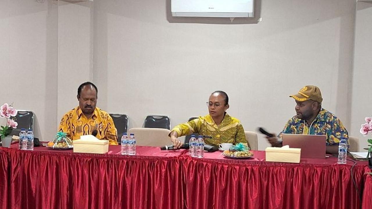 Tahukah Anda Noken, Tas Khas Papua, Diakui UNESCO? Pemprov Papua Tengah Wujudkan Pendidikan Berkualitas Sambil Lestarikan Budaya Lokal