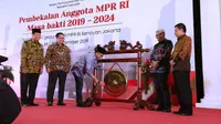 Anggota DPR dan DPD terpilih masa jabatan 2019 – 2024 mengikuti pembekalan Empat Pilar MPR di Gedung Nusantara IV, Kompleks Parlemen Jakarta, Sabtu malam (28/9/2019).