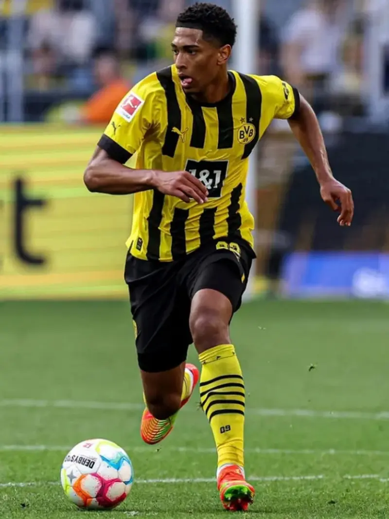 Jude Bellingham melakoni pertandingan perdana bersama Borussia Dortmund kala berjumpa Freiburg pada tanggal 13 agustus 2022 (Instagram/JudeBellingham)