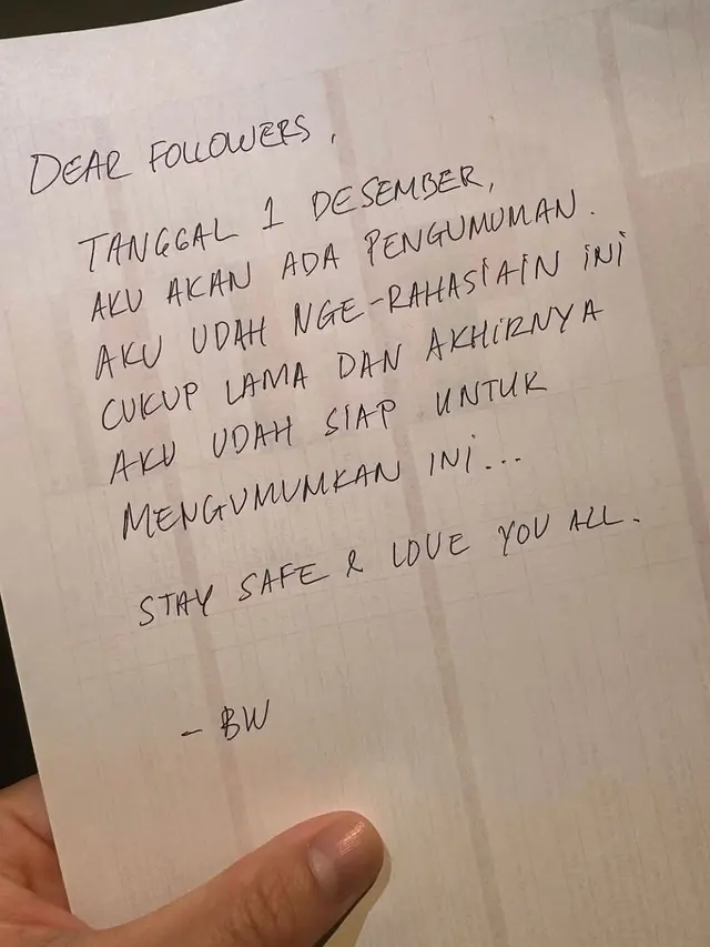 Potret Kertas Pengumuman Boy William (Instagram/@boywilliam17)