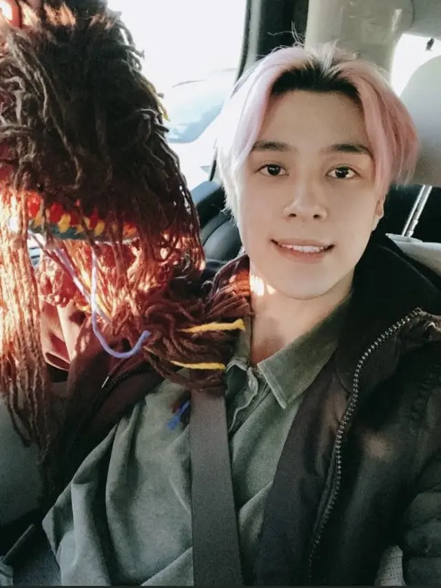 Hendery NCT. (Weibo/威神V_黄冠亨_HENDERY via Allkpop)