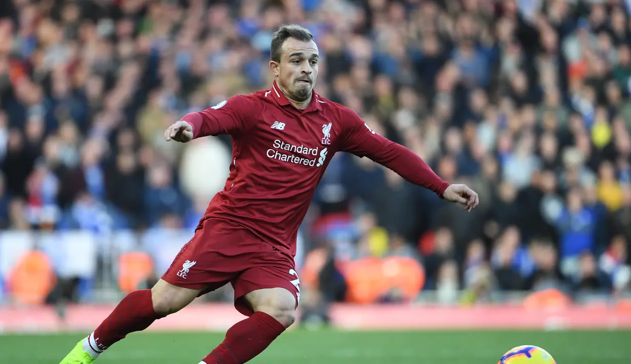 3. Xherdan Shaqiri – Jasanya yang tak terpakai di Bayern Munchen membuat Shaqiri hijrah ke Stoke City. Tiga tahun ia habiskan bersama Stoke dengan penampilan yang terus menurun. (AFP/Paul Ellis)