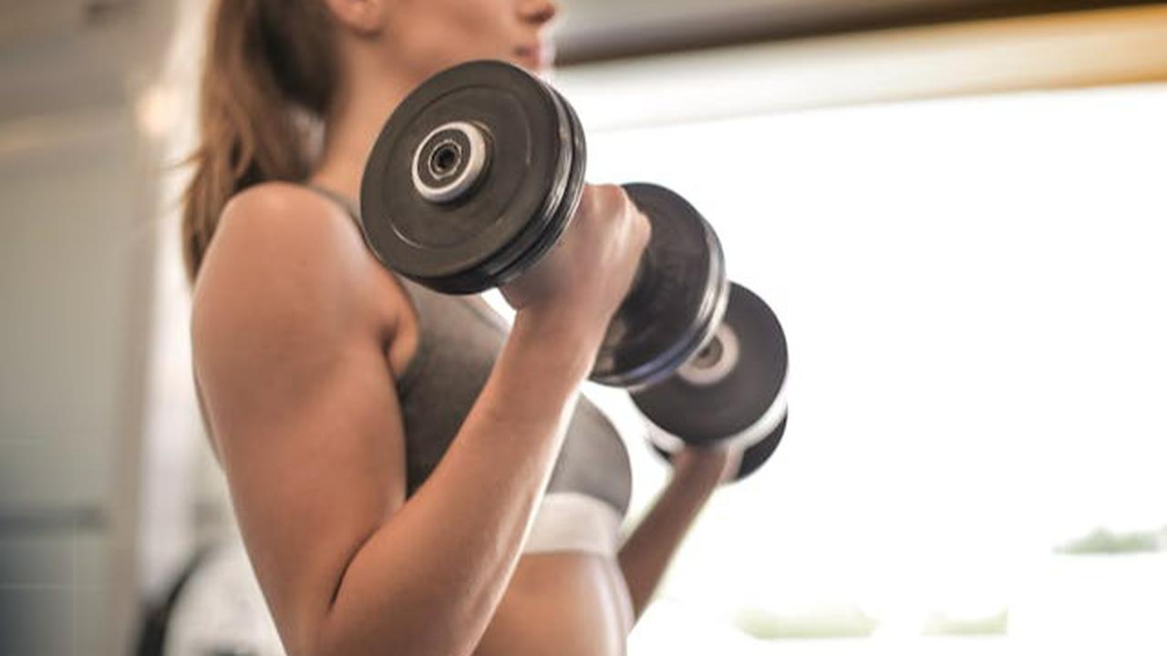Tips Menentukan Beban Angkat untuk Program Penurunan Berat Badan