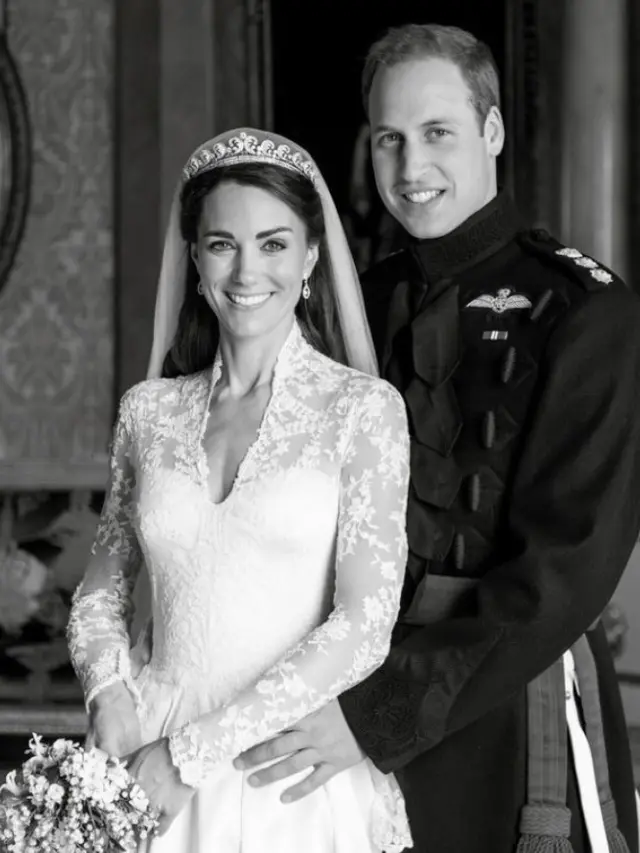 Rayakan Ultah Pernikahan ke-13, Kate Middleton dan Pangeran William Bagikan Foto Lawas yang Belum Pernah Disebar