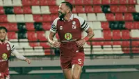 Winger Barito Putera,&nbsp;Matias Mier, memborong tiga gol kemenangan timnya atas Persebaya Surabaya pada laga pekan ke-20 BRI Liga 1 di&nbsp;Stadion Kapten I Wayan Dipta Gianyar, Bali, Sabtu (25/1/2025) malam WIB. (dok. Barito Putera)