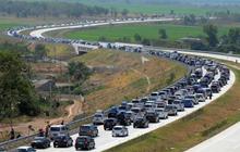 Diserbu pemudik, Tol Cipali padat merayap