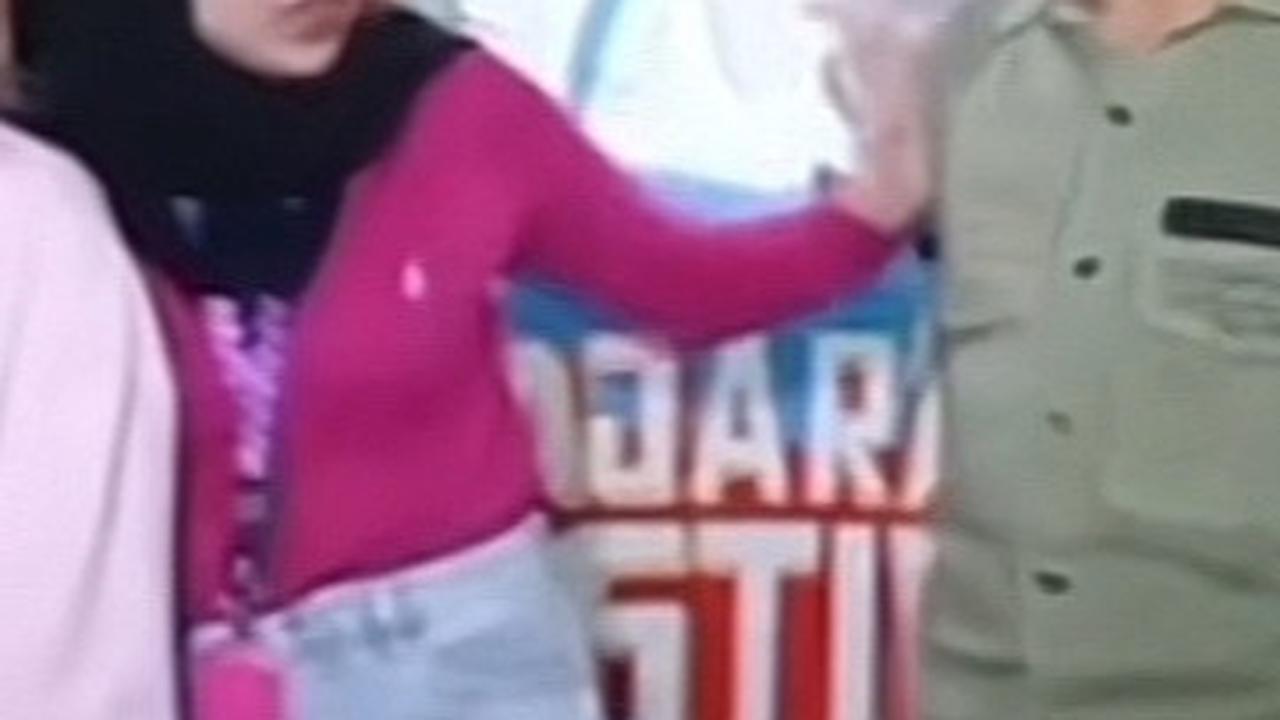 Dulu Diabaikan Wanita saat Mau Foto Bareng Nagita Slavina, Begini Kabar Terbaru Pria Berbaju Hijau yang Sempat Viral