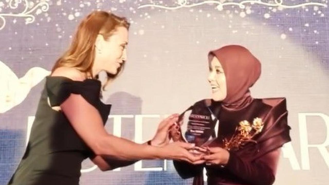 Syahrini Terbang ke Cannes Paris untuk Terima Penghargaan Bergengsi dari UNESCO
