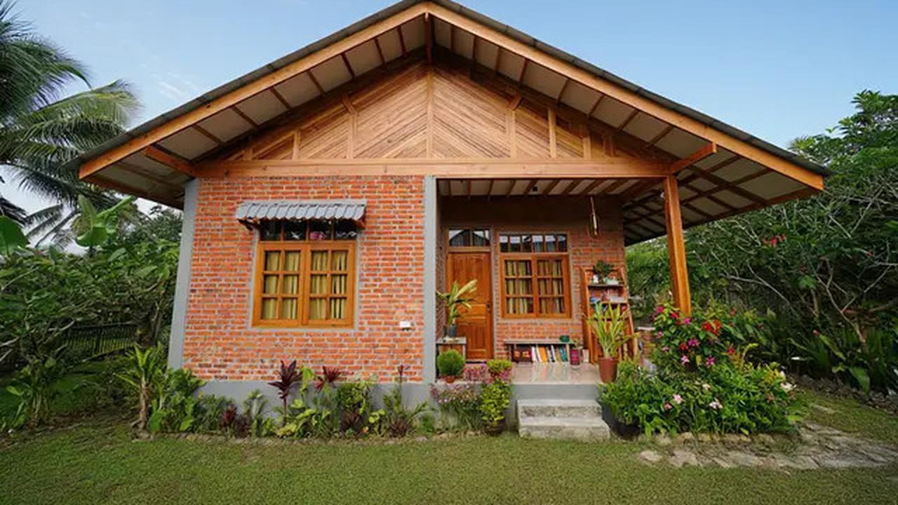 5 Desain Eksterior Rumah Lawas yang Kini Jadi Tren Lagi di 2025, Detail Artistik