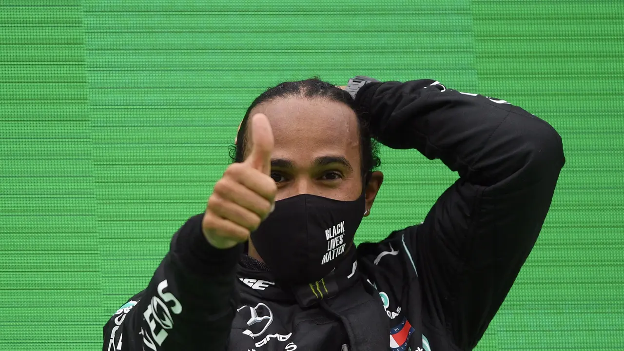 Terdepan di GP Portugal,  Lewis Hamilton Lampaui Rekor Michael Schumacher