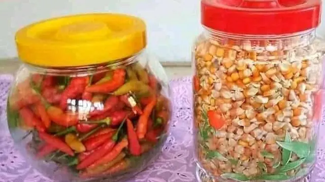 9 Camilan Nyeleneh untuk Tamu di Rumah Ini Bikin Senyum Nyengir