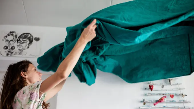 [Fimela] ilustrasi membersihkan rumah