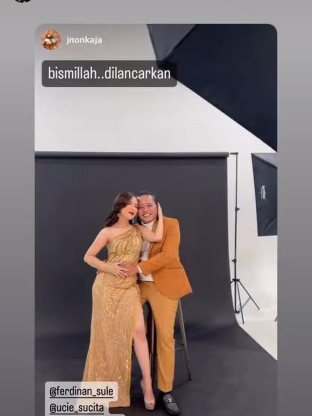 Sule dan Ucie Sucita tampil mesra