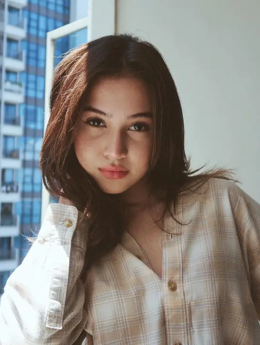 <p>[Instagram/sandrinna_11]</p>