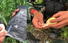 Tidak Menggunakan Api, Begini Cara Anggota TNI Merebus Telur Matang dengan Sempurna di Tengah Hutan