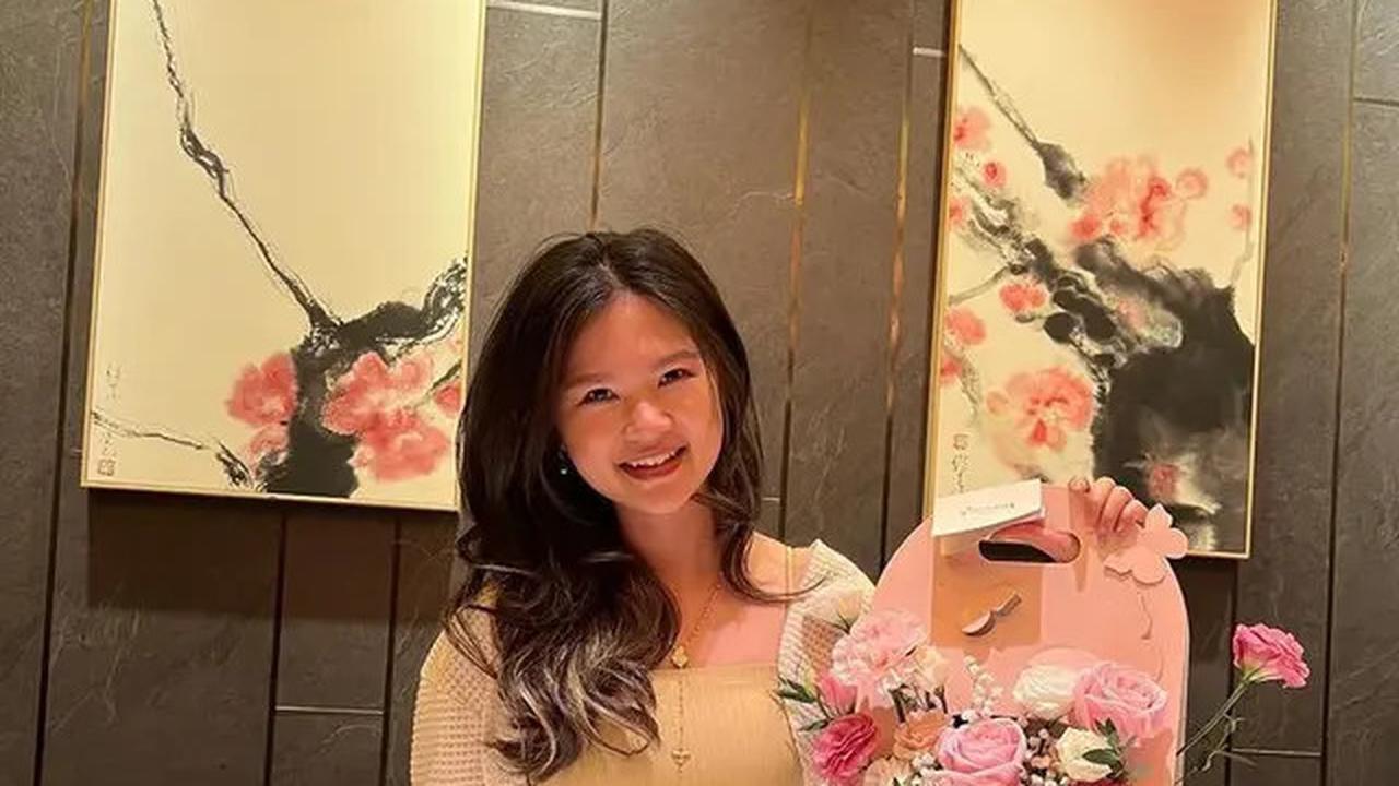 Felicia Tissue Mantan Kaesang Mendadak Foto Bareng Hasto Sekjen PDIP, Ada Apa?