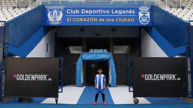 Foto Depan Pintu Masuk