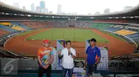 Perwakilan komunitas pelari memberi keterangan terkait kesiapan mengikuti Gelora Run 2016 di Stadion GBK Jakarta, Rabu (18/5/2016). Rencananya, Gelora Run 2016 digelar pada Minggu (22/6) dan diikuti sekitar 1500 peserta. (Liputan6.com/Helmi Fithriansyah)