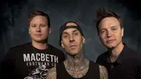 Sebagai band survivor 90'an, Blink 182 memiliki tiga era yang mewakili gaya bermusiknya.