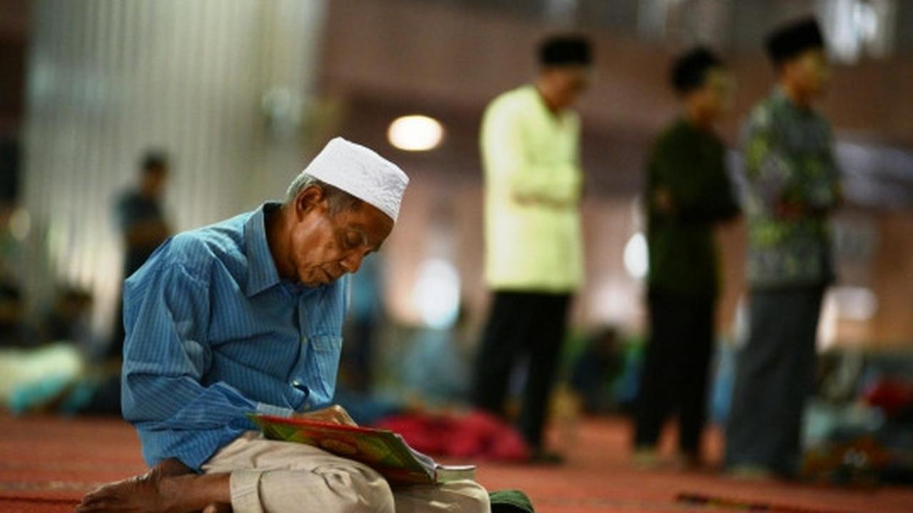 Bertadarus mengisi puasa Ramadan di Masjid Istiqlal