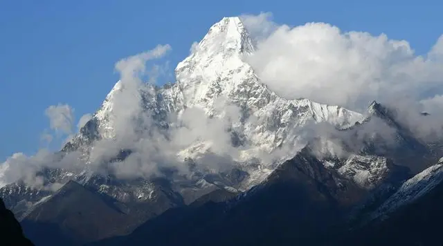 30 Tahun Membeku di Everest, Jasad Pendaki India Segera Dipulangkan