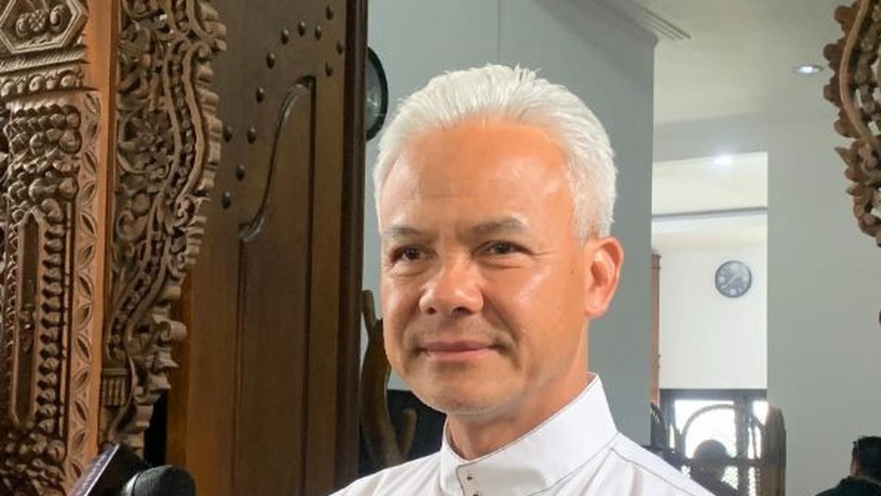 Ganjar Ikuti Pesan Jokowi: Coblos Capres Rambut Putih
