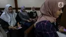 Mereka adalah orang tua dari anak-anak yang mengalami GGAPA akibat mengkonsumsi obat-obatan yang mengandung cemaran Etilen Glikol (EG) dan Dietilen Glikol (DEG). (Liputan6.com/Johan Tallo)