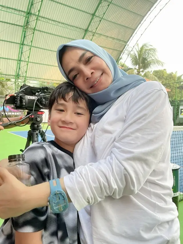 Rieta Amilia - Rafathar