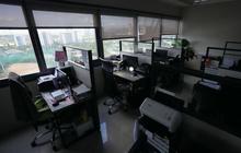 FOTO: Kantor Pemerintah Manila Kosong Akibat Krisis BBM