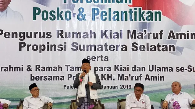 Cawapres Ma'ruf Amin saat melantik pengurus dan meresmikan KMA Sumsel (Liputan6.com / Nefri Inge)