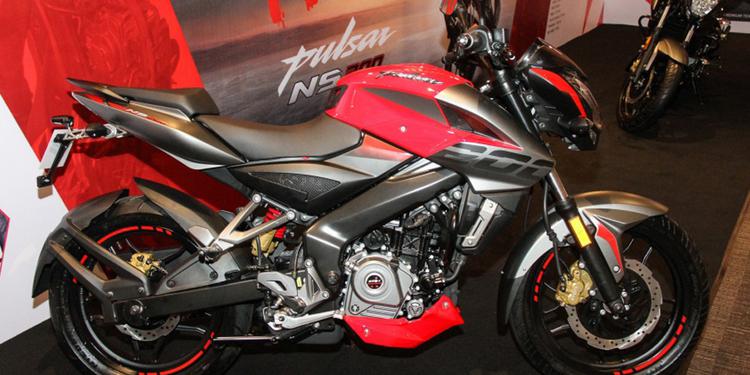 Pulsar NS200 Terbaru Meluncur di Malaysia dengan Harga Rp 28